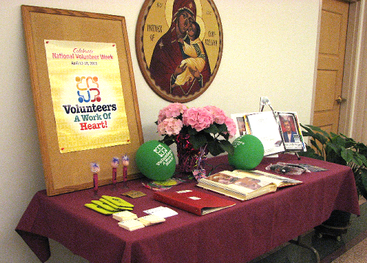 Table display honoring volunteers